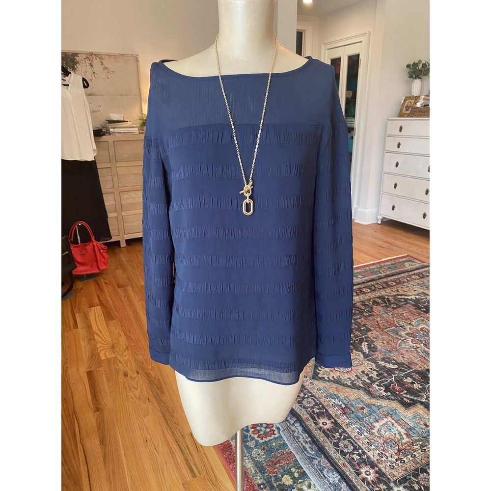 Banana Republic Navy Blue Boat Neck Textured Pleated Chiffon Blouse Womens Small